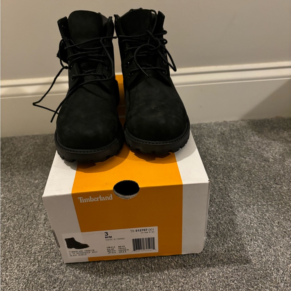❌SOLD❌ Black Timberland Boots - Boys Size 3